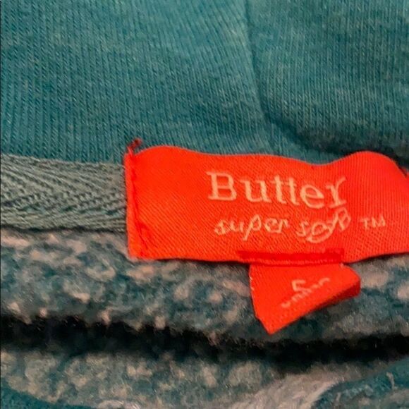 Butter Teal/Green Hooded Heart Love Sweatshirt - Picture 4 of 7